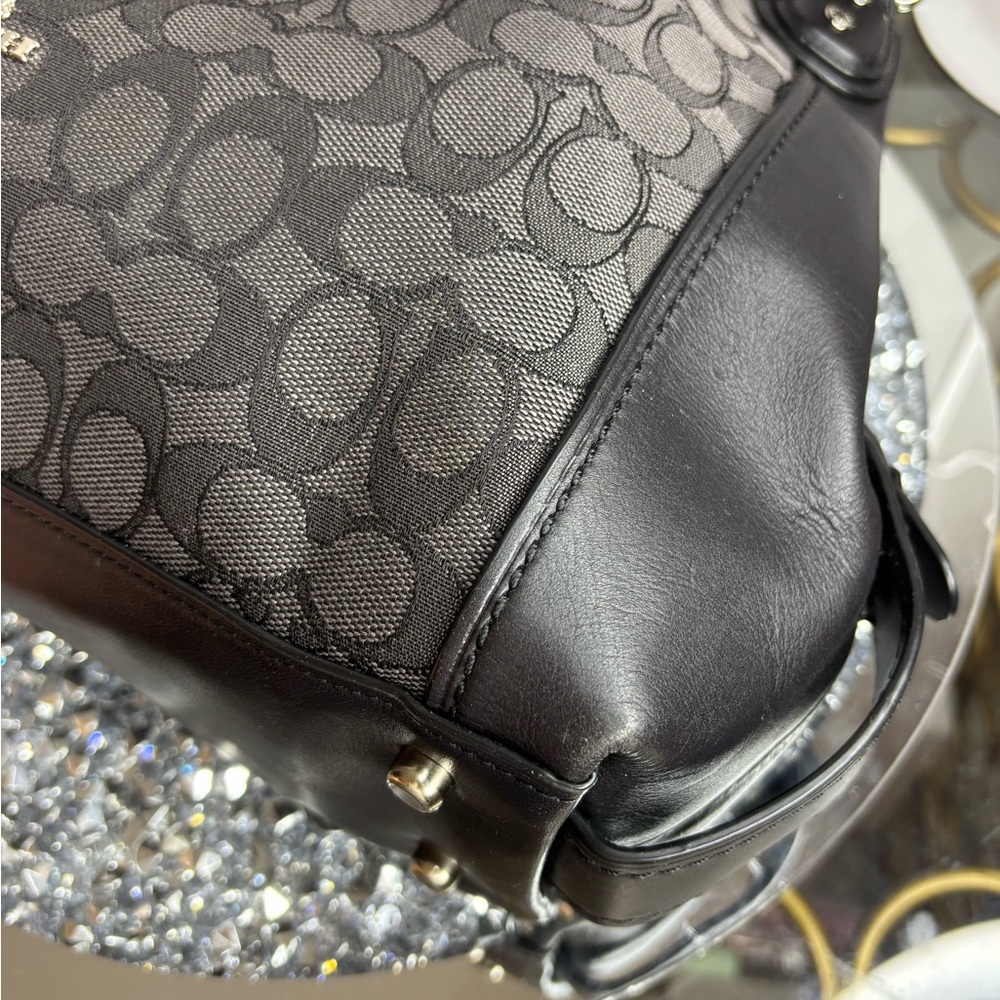 Coach 2017 Edie 31 shoulder bag EUC - Picture 13 of 15